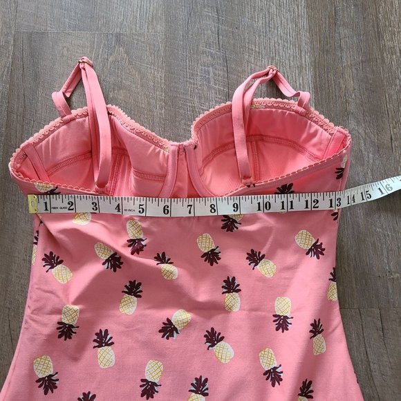 Kate Spade Women's Size S Cruise 2019 Pineapple One-Piece Swimsuit Pink - Picture 12 of 13